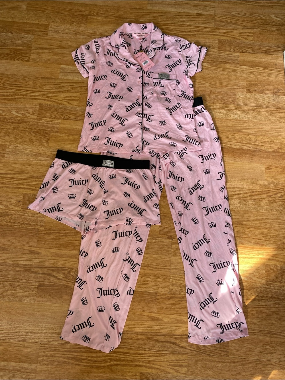 NWT Juicy Couture Pink Logo Three-Piece Pajama Set